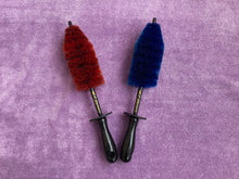 Load image into Gallery viewer, EZ Detail Little Brush