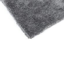 Load image into Gallery viewer, Eagle Edgeless 600 Ultra-Plush Microfiber Towel
