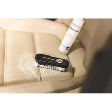 Load image into Gallery viewer, Colourlock Leather Brush