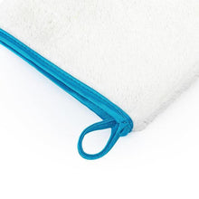 Load image into Gallery viewer, Interior Scrub Mitt