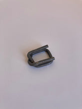 Load image into Gallery viewer, Knurled Wire Buckle for Polywoven Strapping (16mm / 19mm)
