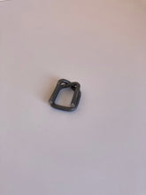 Load image into Gallery viewer, Knurled Wire Buckle for Polywoven Strapping (16mm / 19mm)
