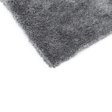 Load image into Gallery viewer, Eagle Edgeless 600 Ultra-Plush Microfiber Towel
