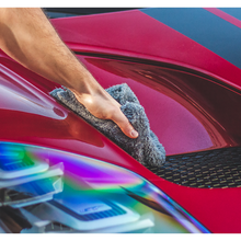 Load image into Gallery viewer, Eagle Edgeless 600 Ultra-Plush Microfiber Towel
