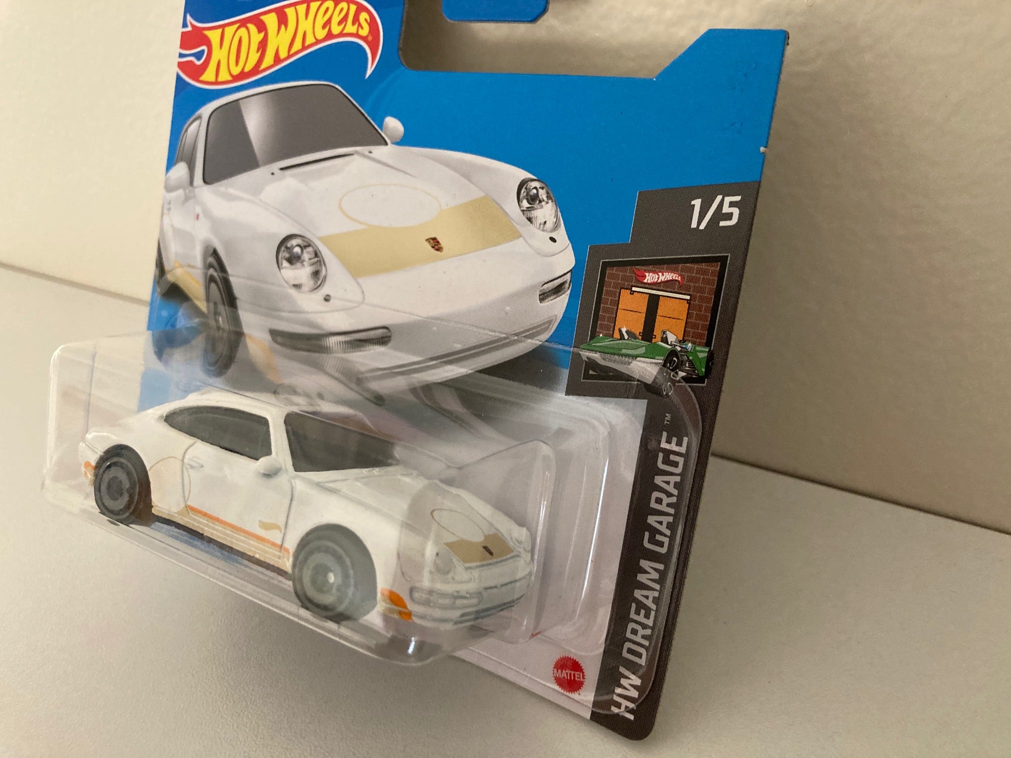 Hot wheels white porsche online