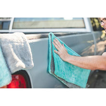 Load image into Gallery viewer, The Liquid8r Microfiber Drying Towel
